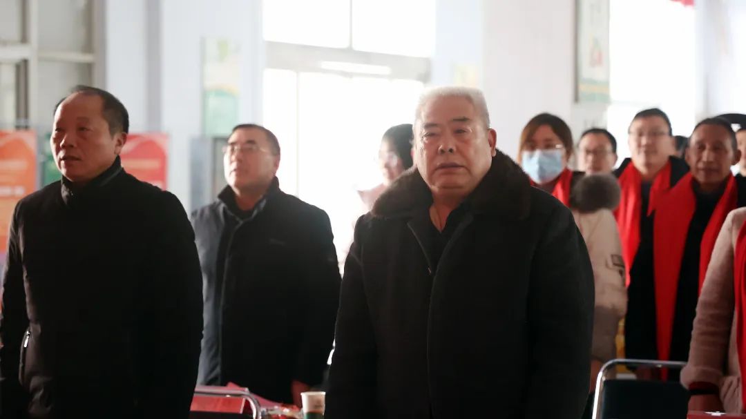 乘勢而上開新局&middot;凝心聚力...